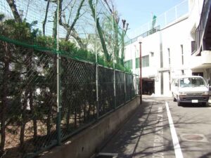 ハイアップフェンス