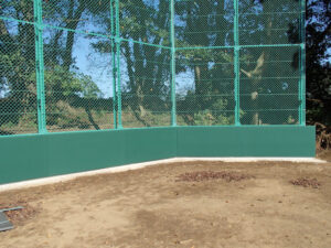 野球バックネットフェンス防護マット
